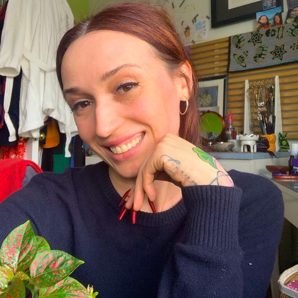 Meet your Posher, Romy - Picture 1 of 1